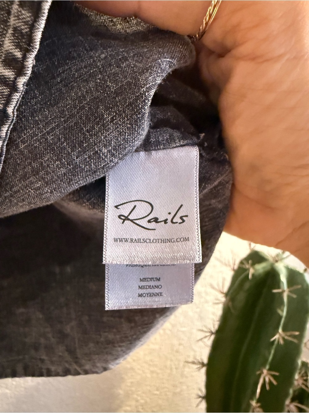 Rails Ruthie Acid Washed Black Ruffle-Trim Button Front Blouse Flutter Sleeve - Picture 3 of 5
